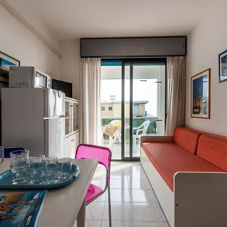 Beachfront In With Pool * Bibione
